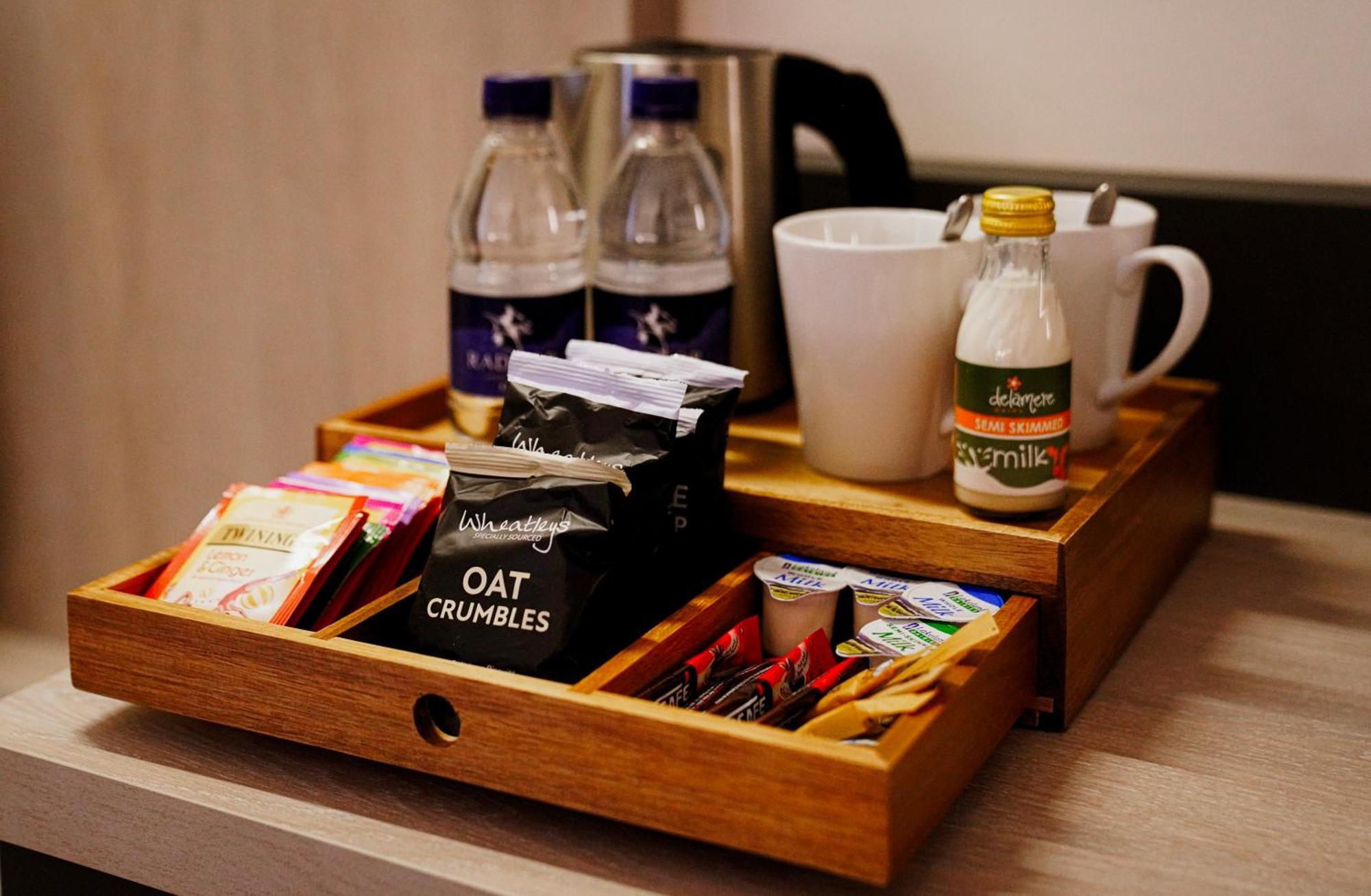 Southgate Hotel London East Barnet Екстер'єр фото